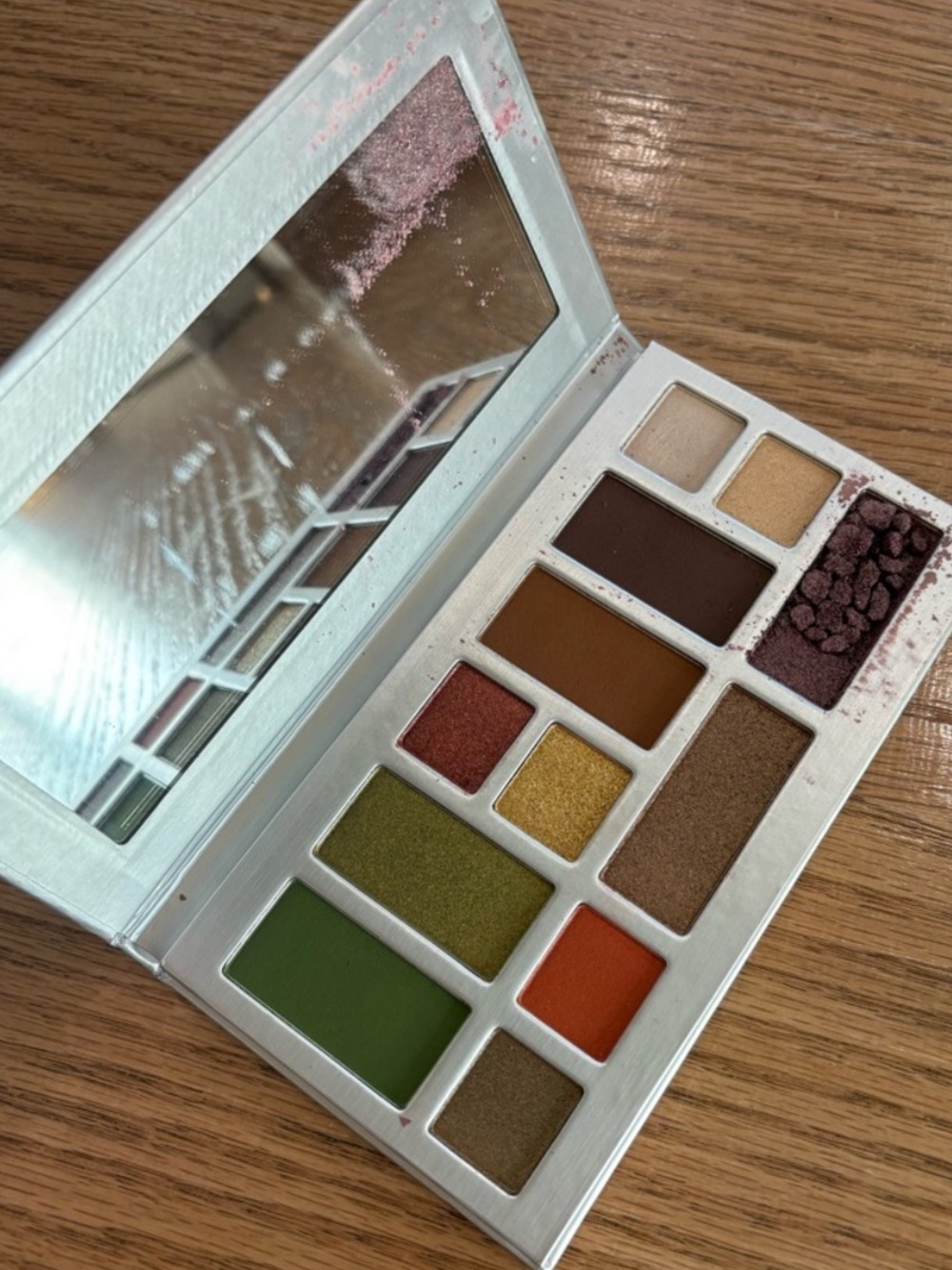 Elf set - Picture 2 of 2